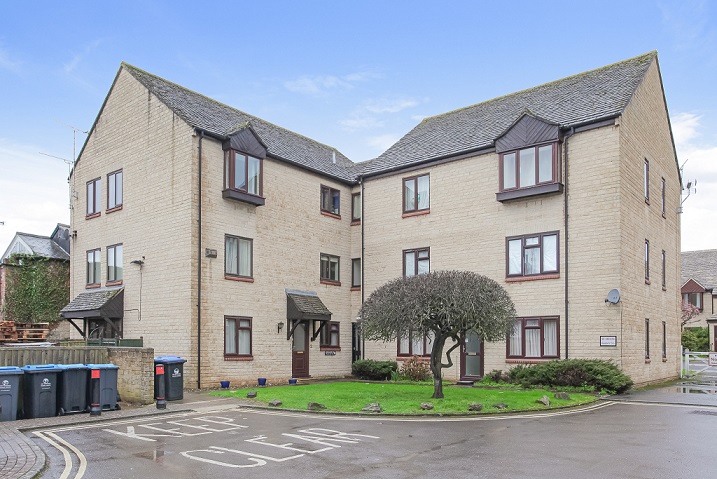 4 bedroom(s) Detached  in Oxford